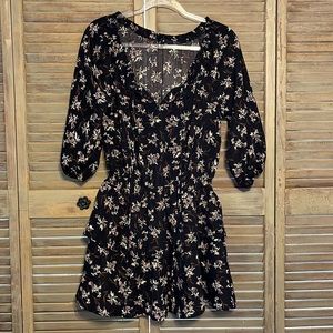 Lulus floral tiered mini dress Size Medium